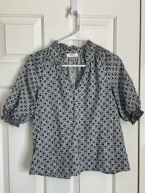 Luxury Brand AVARA XS Navy and White Summer Blouse